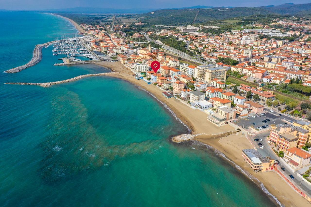Villa Lilla Sulla Spiaggia Di San Vincenzo Luxury 外观 照片