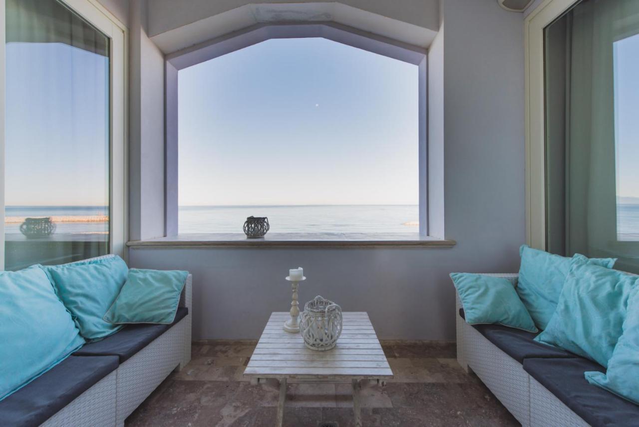 Villa Lilla Sulla Spiaggia Di San Vincenzo Luxury 外观 照片