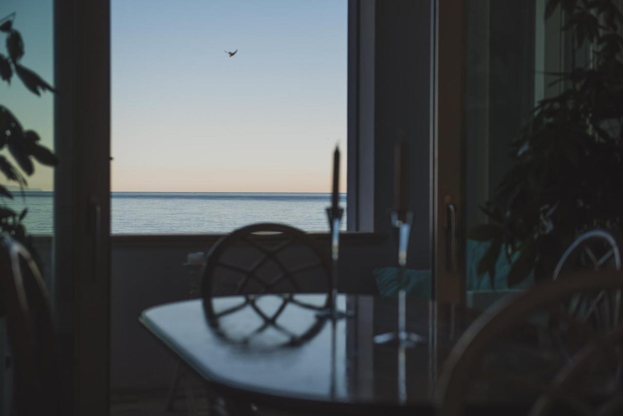 Villa Lilla Sulla Spiaggia Di San Vincenzo Luxury 外观 照片