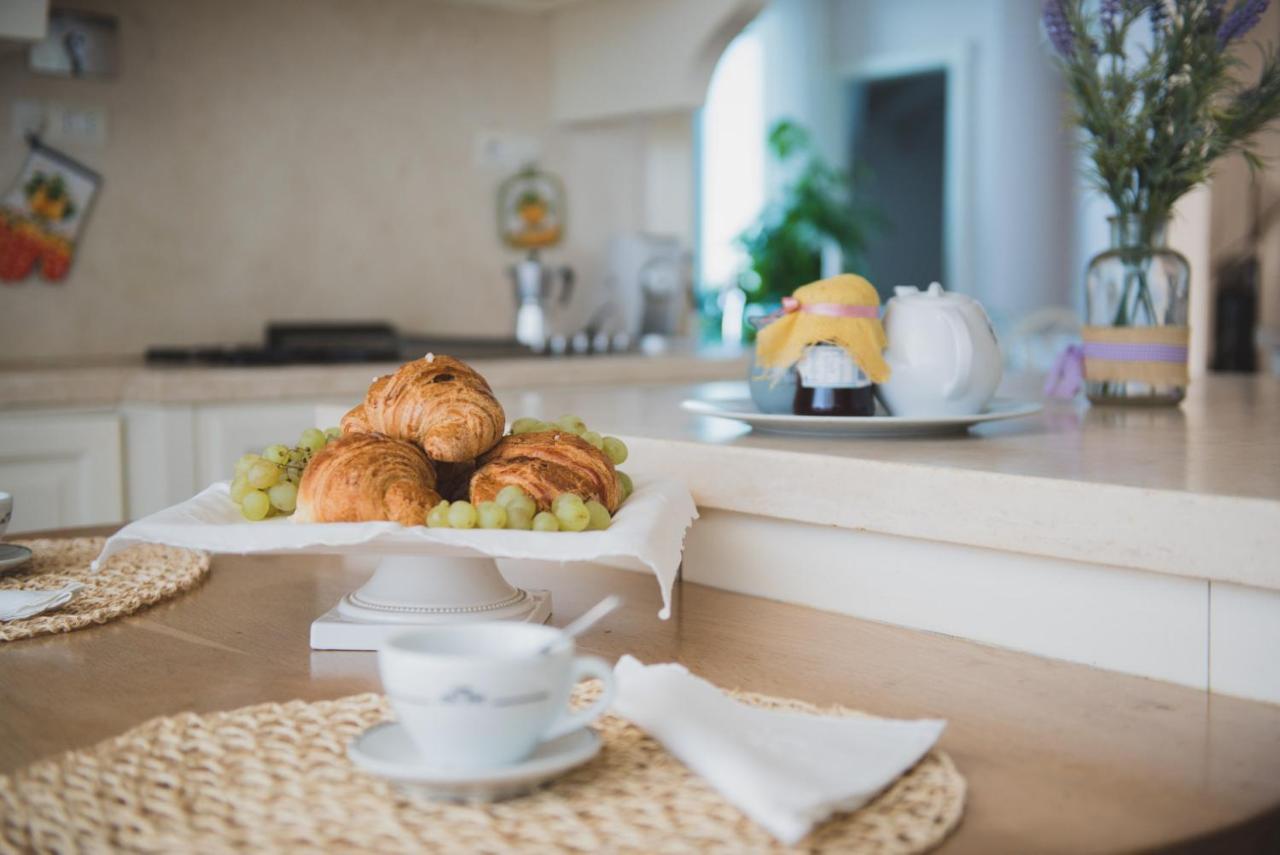 Villa Lilla Sulla Spiaggia Di San Vincenzo Luxury 外观 照片